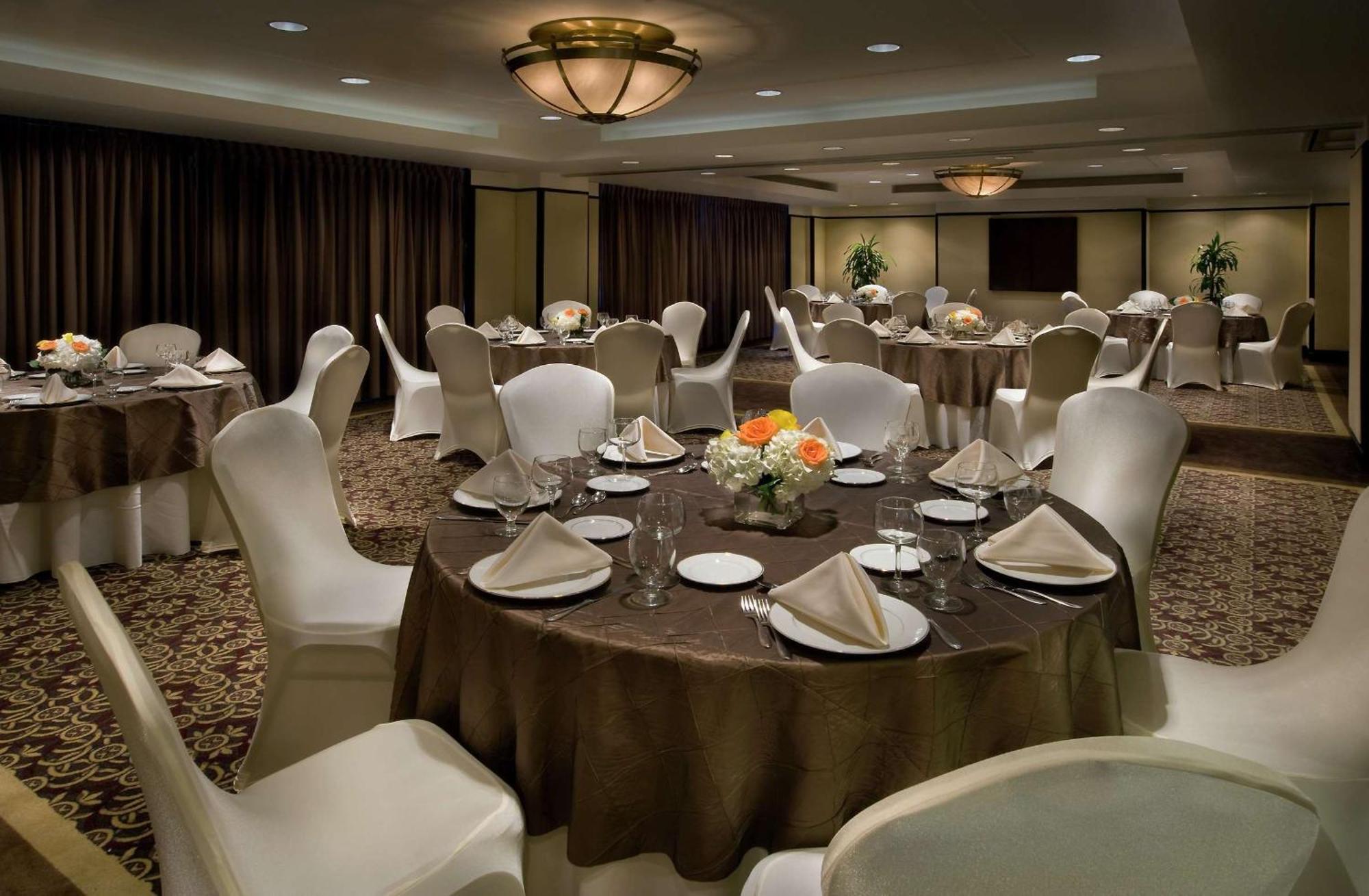 Embassy Suites By Hilton Washington Dc Chevy Chase Pavilion Restaurante foto